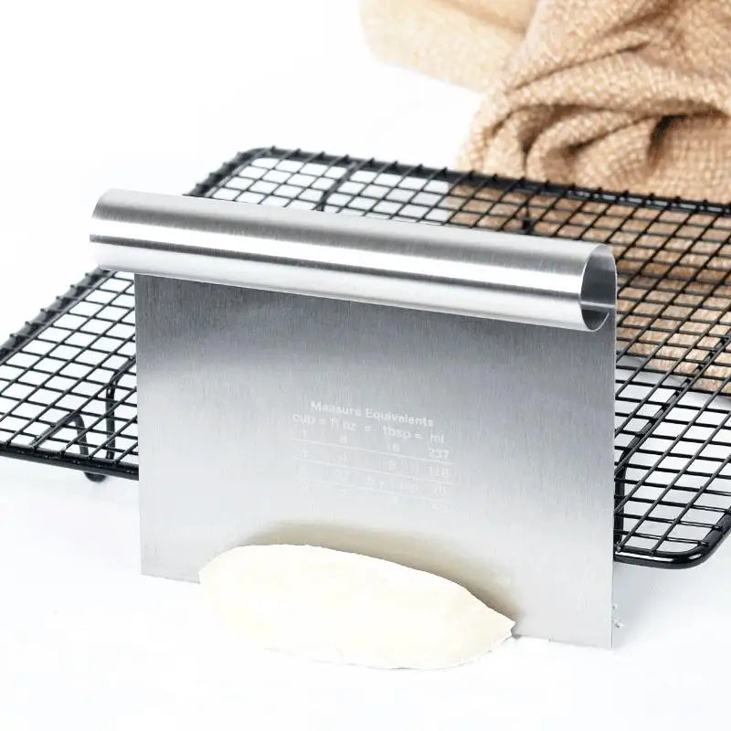 Stainless Dough Scraper with Graduated Scale, Pastry Cutter, Cream Smoother, 15 cm to 30 cm Baking Tool - product view 6