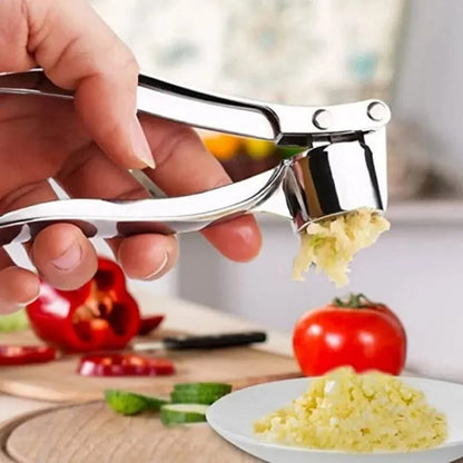 Manual Stainless Steel Blade Garlic Press, Zinc Alloy Garlic Crusher, 16 x 5 cm Silver Kitchen Tool - product view 4