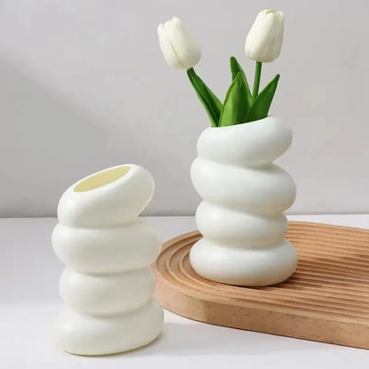 Modern Resin Bud Vase, White Spiral Flower Arrangement Ornament, Medium Size for Kitchen, Living Room and Bedroom - product view 1
