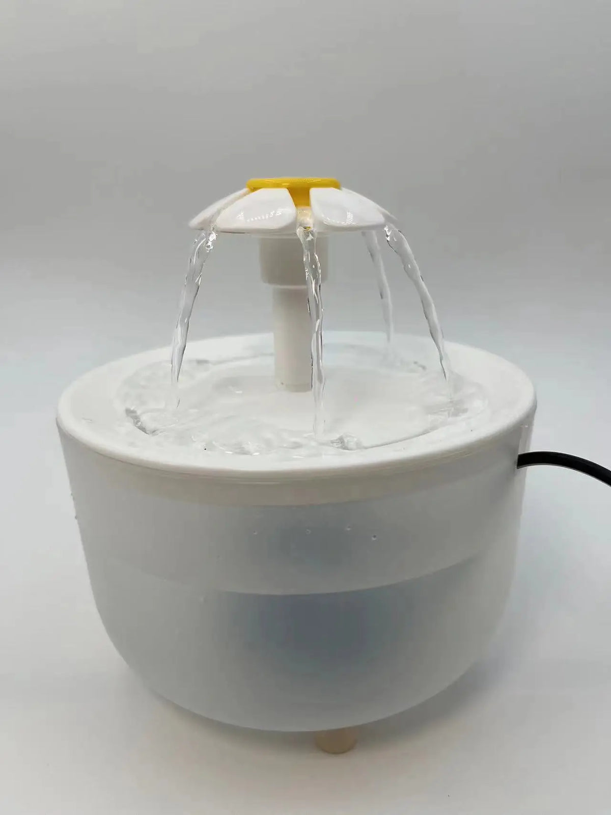 Pet Water Fountain, 1.2L Recirculating Cat Drinker with Filter, 3 Flow Modes, Plastic Body and USB or Plug Options - product view 2