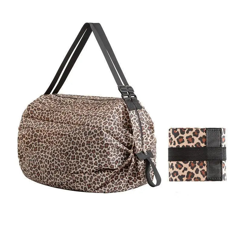Foldable Travel Bag, Portable Carry Handle, Zipper Closure, Large-Capacity Design for Shopping, Weekends and Trips - product view 1