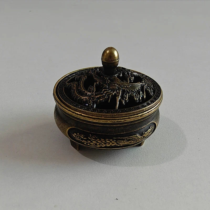 Mini Metal Incense Holder, Three-Legged Antique-Style Aromatherapy Burner for Indoor Incense, Tea Ceremony Décor or Gifting - product view 2