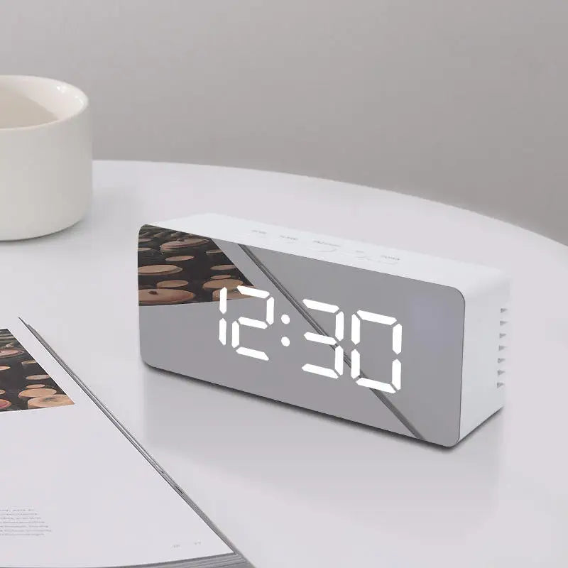 alarm clock - product view 6