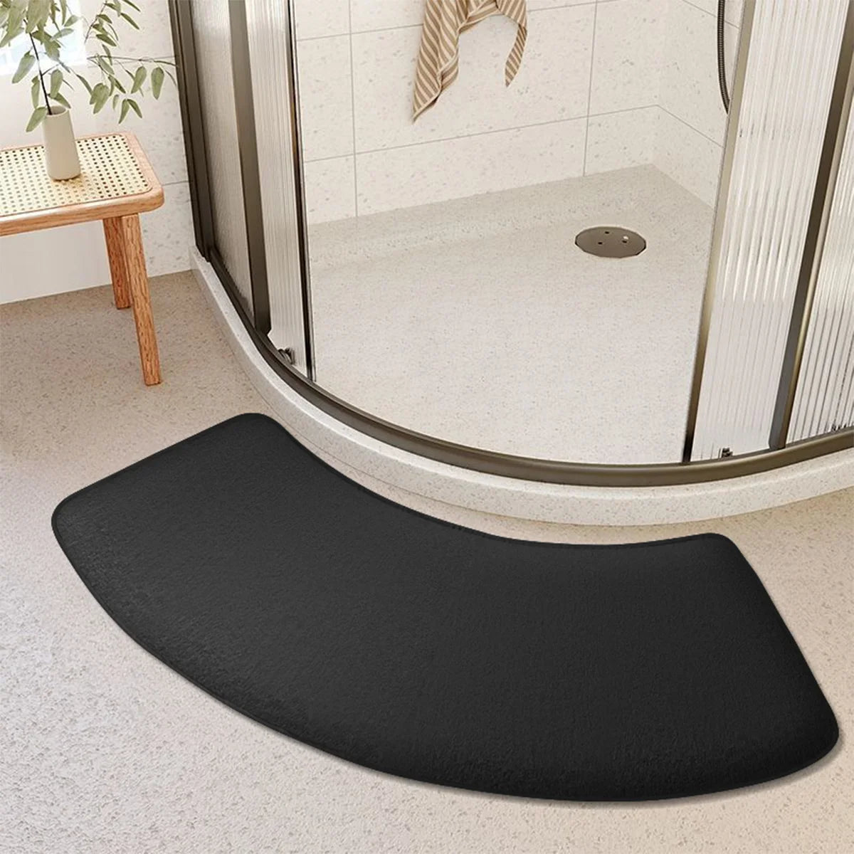 Curved Bathroom Mat, Thick Sponge-Like Absorbent Polyester Foot Pad, Non-Slip Dirt-Resistant 400 x 1000 mm - product view 4