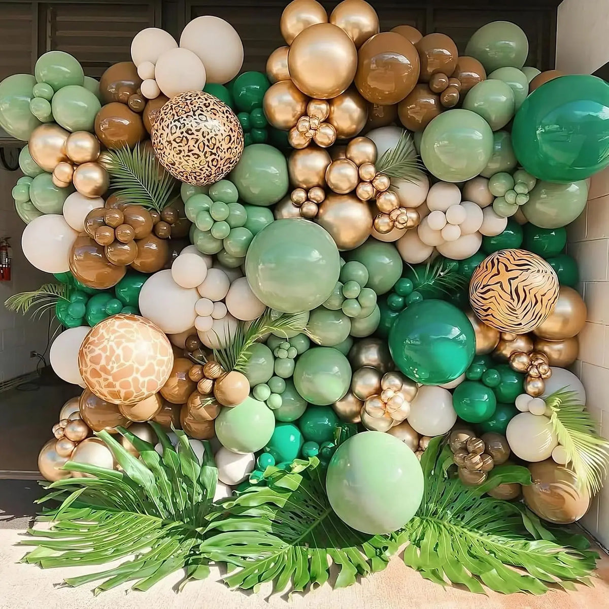 birthday decorations - product view 3
