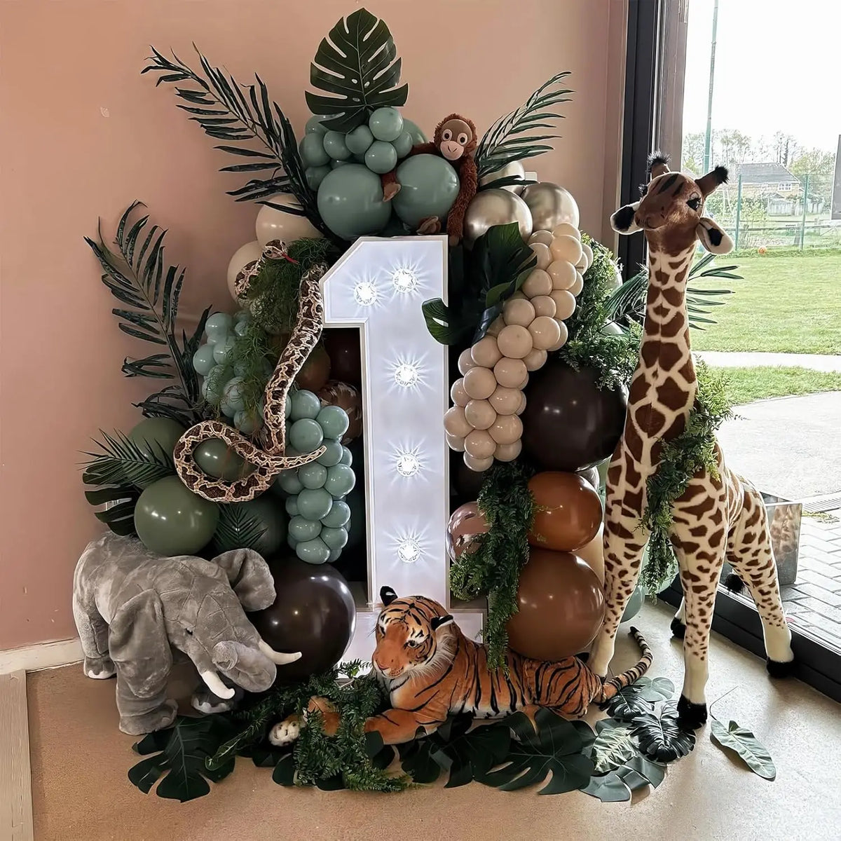birthday decorations - product view 4
