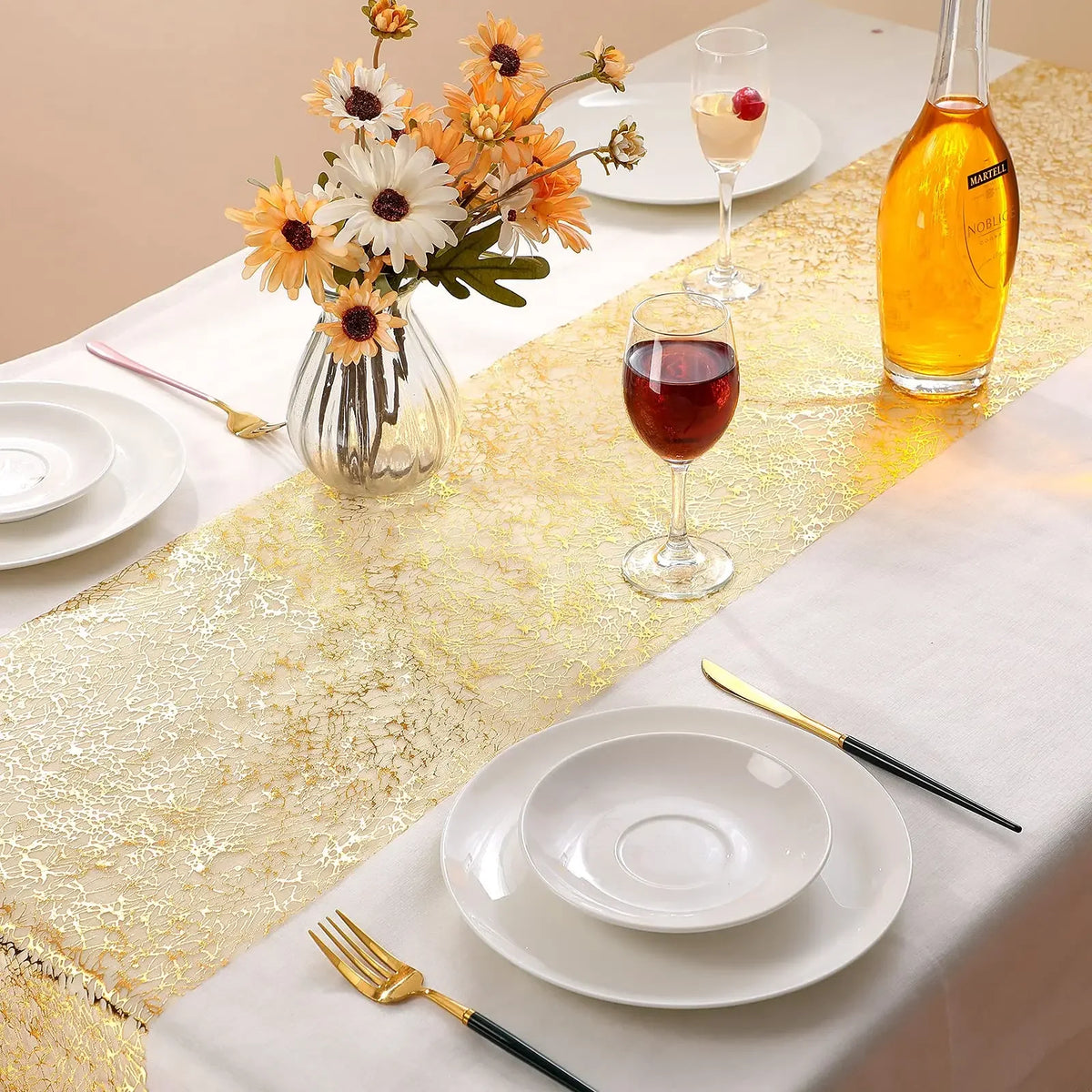 holiday table runner - product view 6