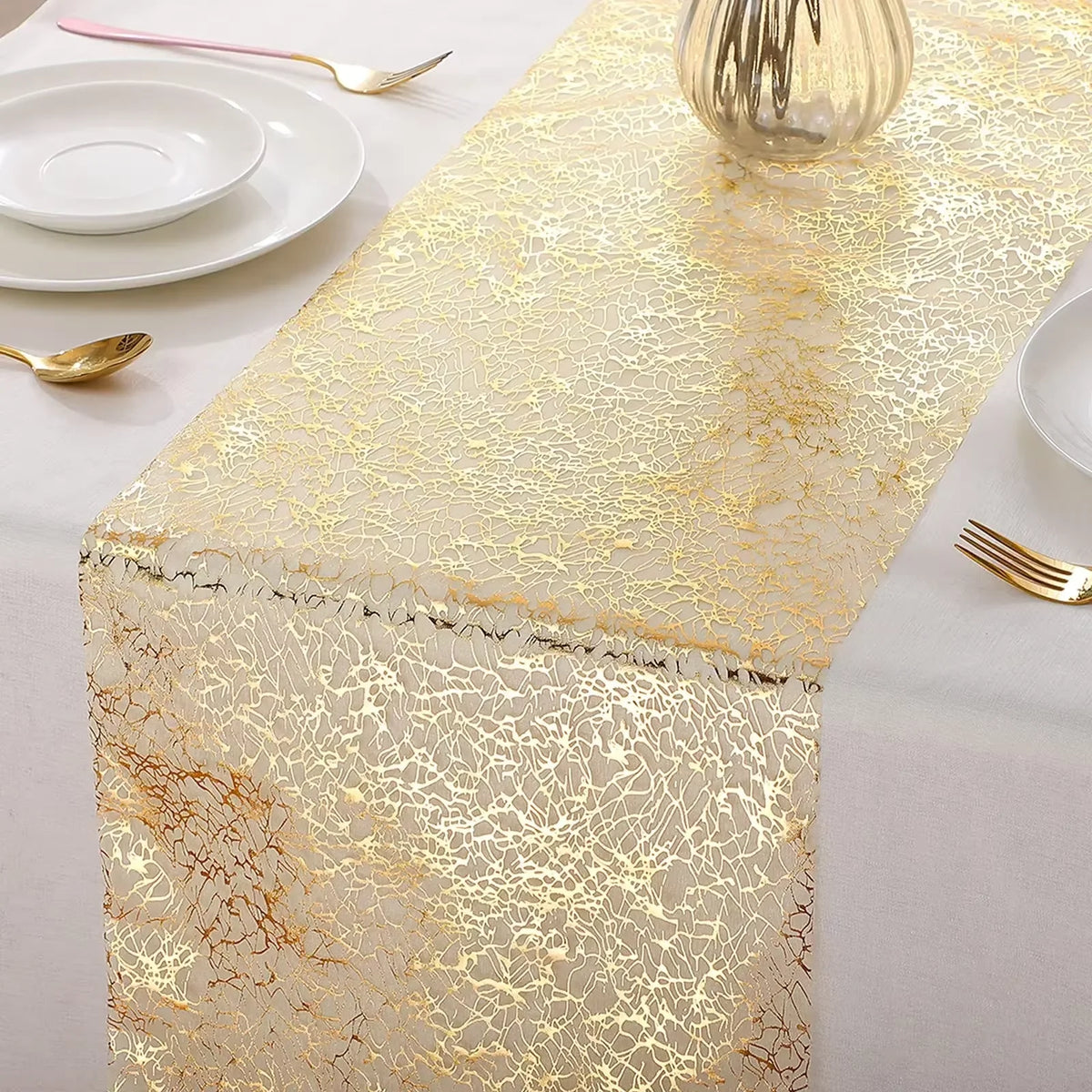 holiday table runner - product view 2