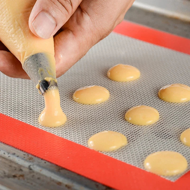 Reusable Silicone Baking Mat, Non-Stick Heat-Resistant Oven Liner in 27.5x20cm, Round 22.8cm or 42x29.5cm - product view 5