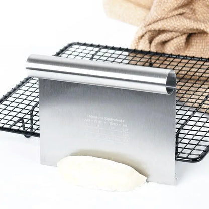 Stainless Dough Scraper with Graduated Scale, Pastry Cutter, Cream Smoother, 15 cm to 30 cm Baking Tool - product view 6