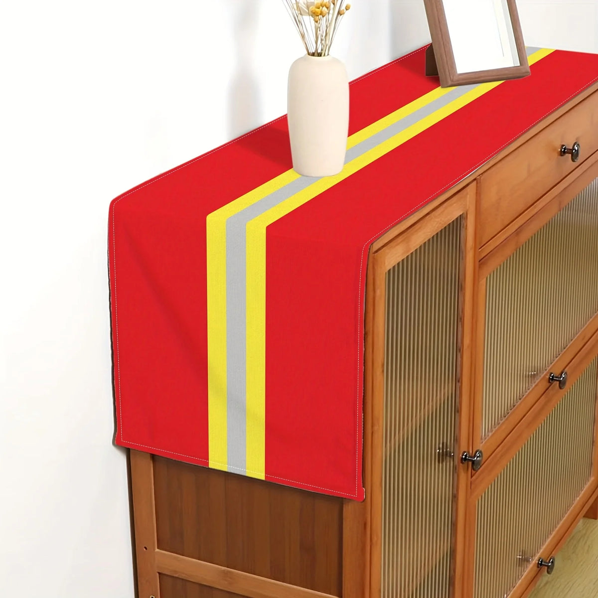 holiday table runner - product view 3