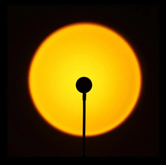 Sunset Projection Lamp, USB LED Atmosphere Light, 7 Static and 14 Dynamic Colors, 40° Beam for Photography and Livestreaming - product view 1