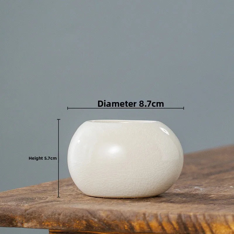 ceramic planter - product view 1
