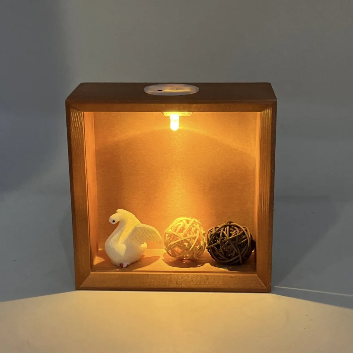 LED Shadow Box Frame, 3D Display Case, Warm Ambient Light, Top Switch, 12.5 cm Decorative Photo Frame - product view 4