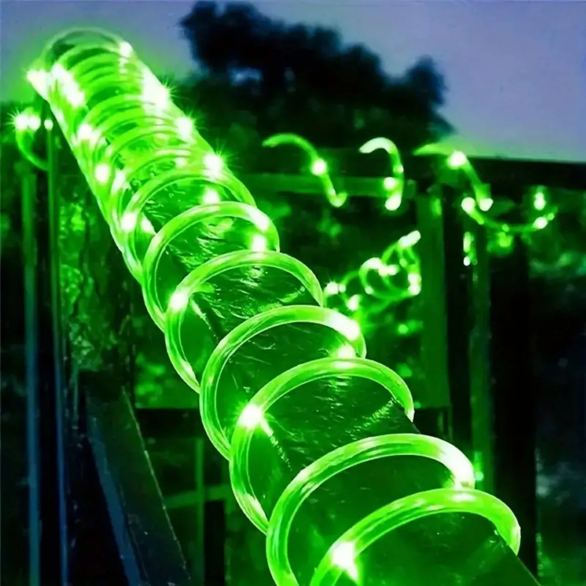 solar fence light - product view 5