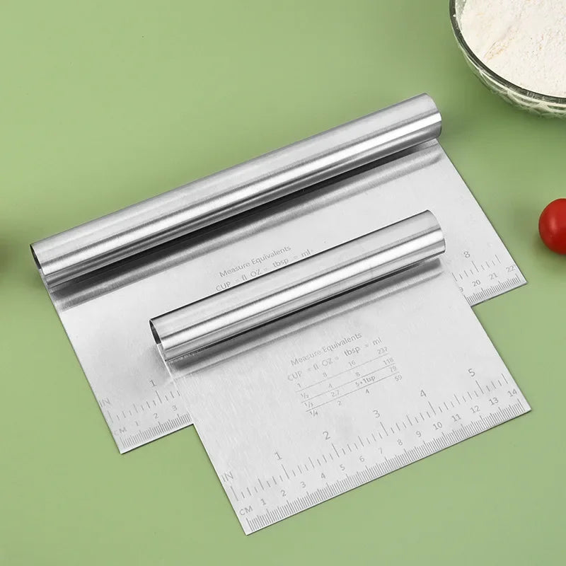 Stainless Steel Dough Scraper, Cake Cutter and Pastry Smoother, One-Piece Easy-Clean Design, 15 cm or 22 cm Options for Baking - product view 4