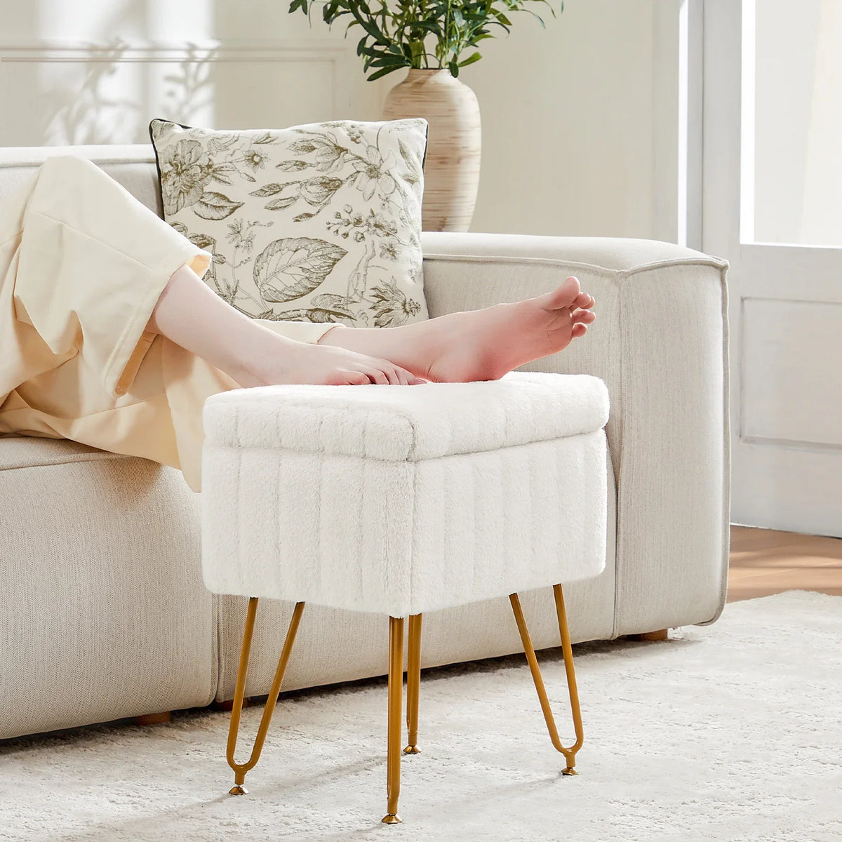 Faux Fur Storage Ottoman, Padded Fabric Seat, Metal Legs, Hidden 10L Compartment for Bedroom, Entryway and Living Room - product view 4