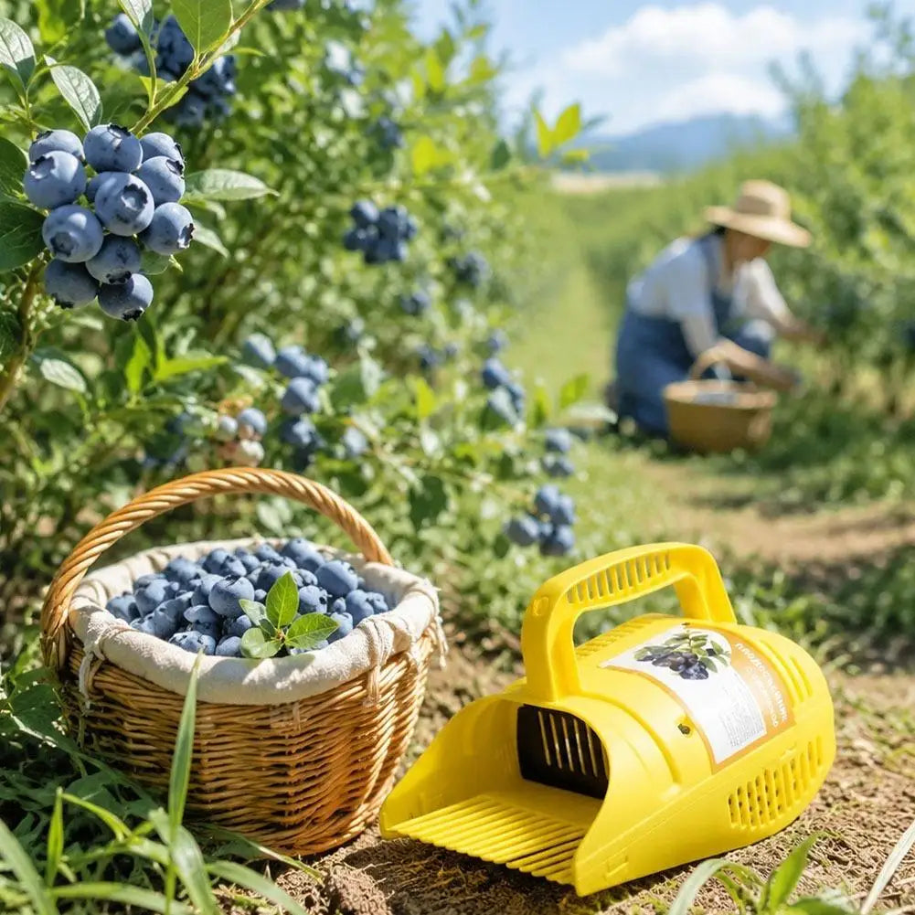 Blueberry Harvest Basket, Lightweight PP Berry Picker with Gentle Comb, Anti-Spill Baffle and Ventilated Design, Yellow, 14 x 22 x 17 cm - product view 6