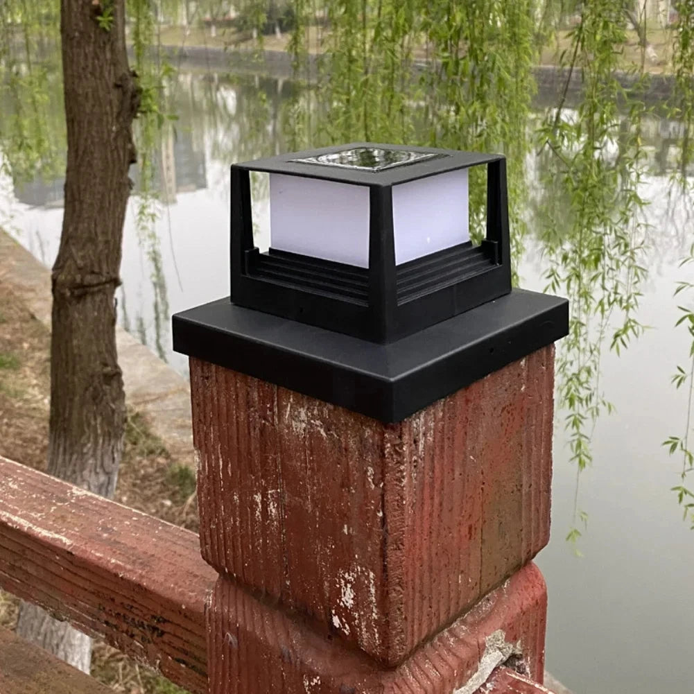 solar fence light - product view 4