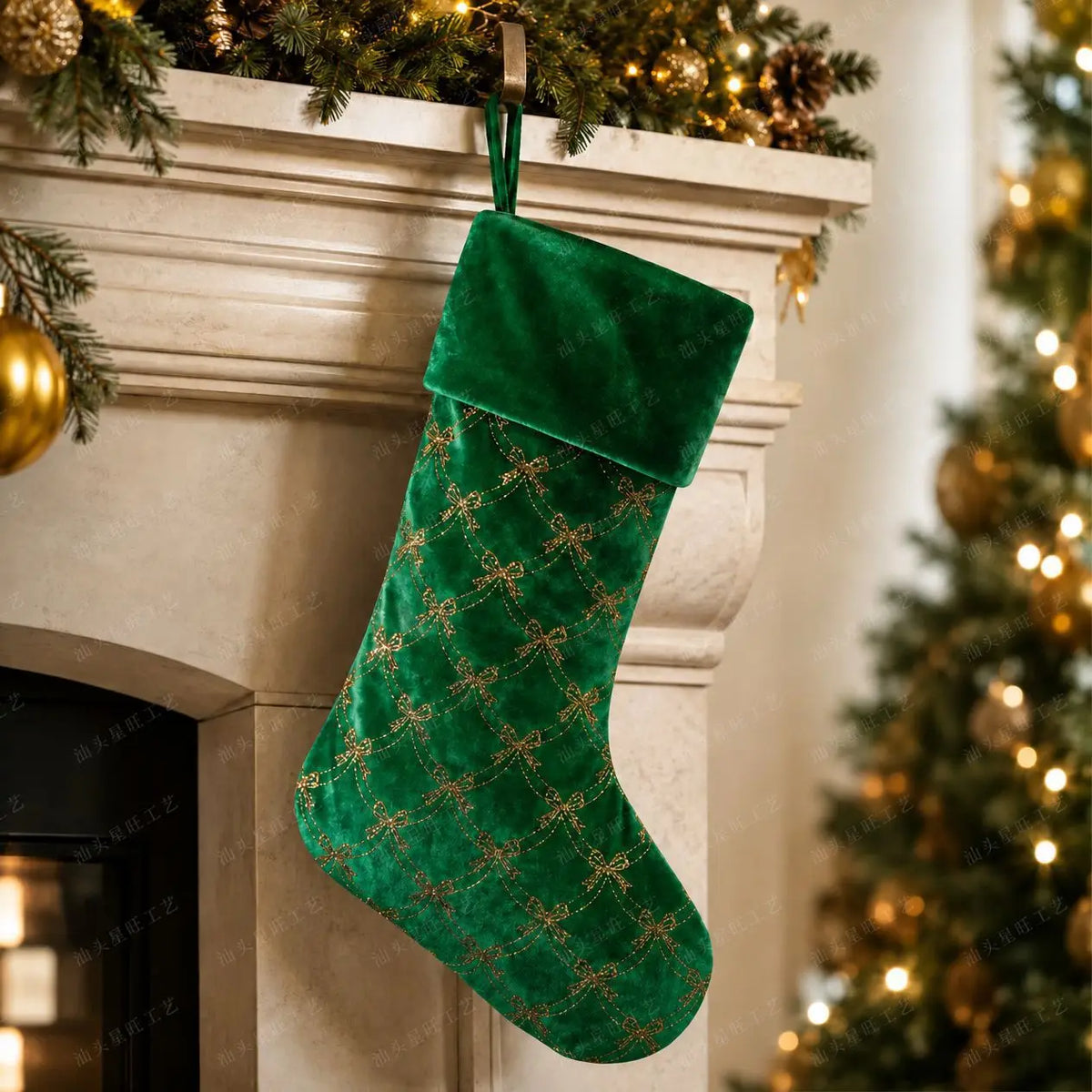 Christmas Stocking Ornament, Cloth Candy Bag, 14 x 16 cm, Green, Red or White Bow for Holiday Tree Decor - product view 1