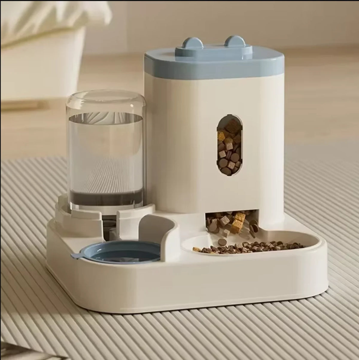 automatic pet feeder - product view 3