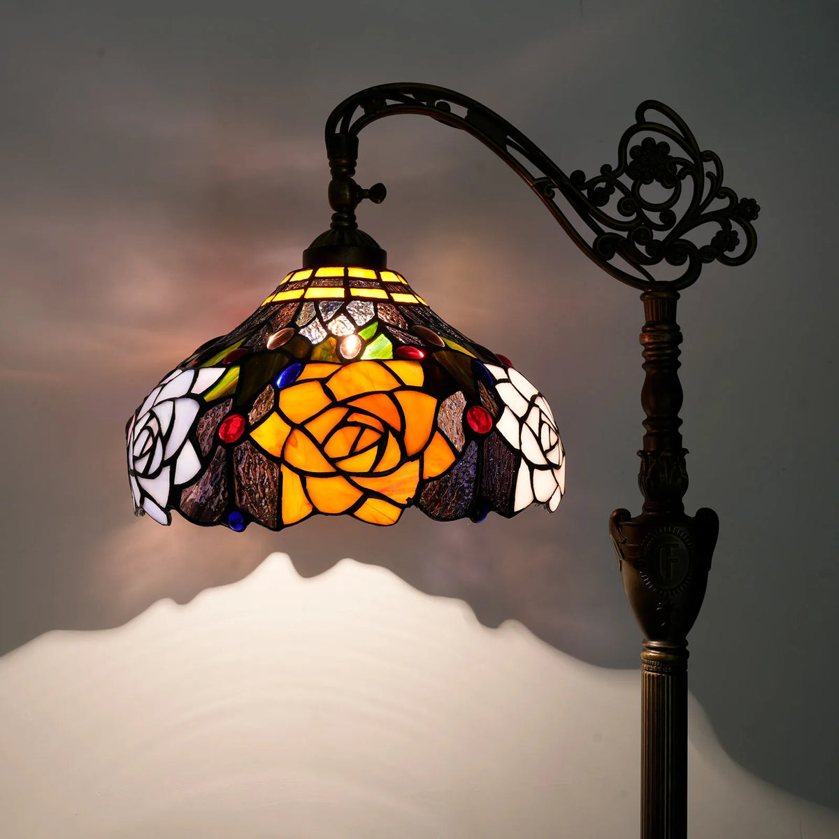 Tiffany Arched Floor Lamp, Vintage Stained-Glass Gooseneck Reading Light, 160 cm Tall, E27 and Multi-Plug Options - product view 6
