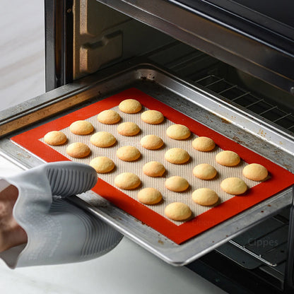 Silicone Baking Mat Set, 2-Piece Reusable Non-Stick Oven Bakeware Sheets, 40 x 30 cm, Red - product view 4