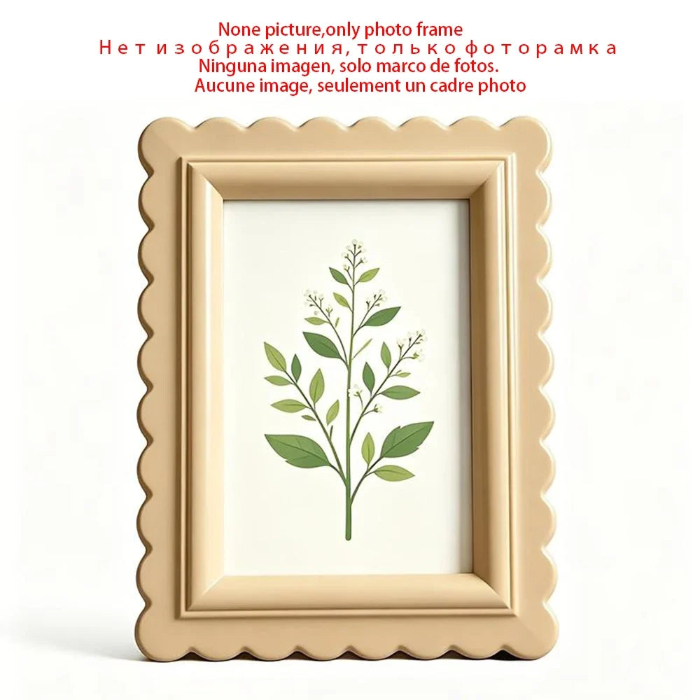 Wave-Edge Plastic Picture Frame, 15 x 20 cm Frame for 10 x 15 cm Photos, Beige or White Desktop Décor - product view 1