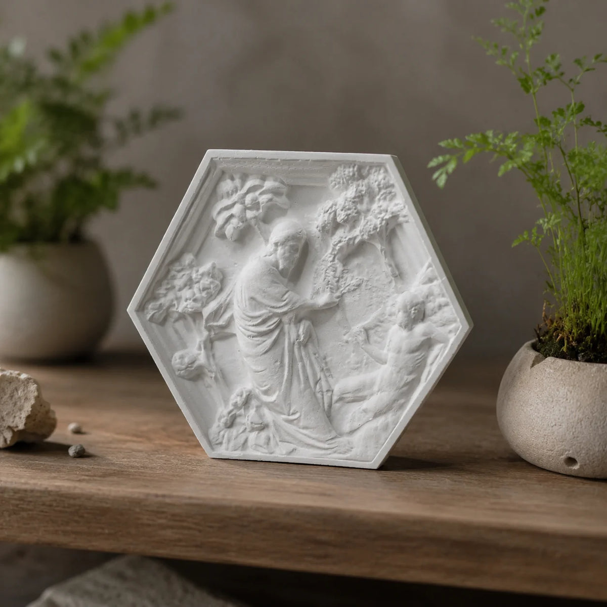 wall sculpture - product view 5